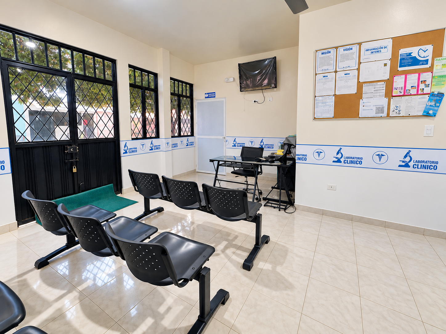 Recepción y sala de espera del laboratorio